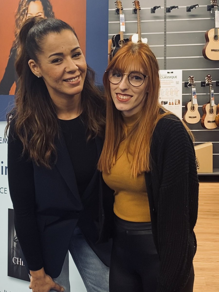 alysonchimene's tweet photo. Tout simplement merci, tu as toujours cette bonne humeur et cette amour que tu nous porte. 💘🥰 @chimeneofficiel https://t.co/NEiYGf7kPe