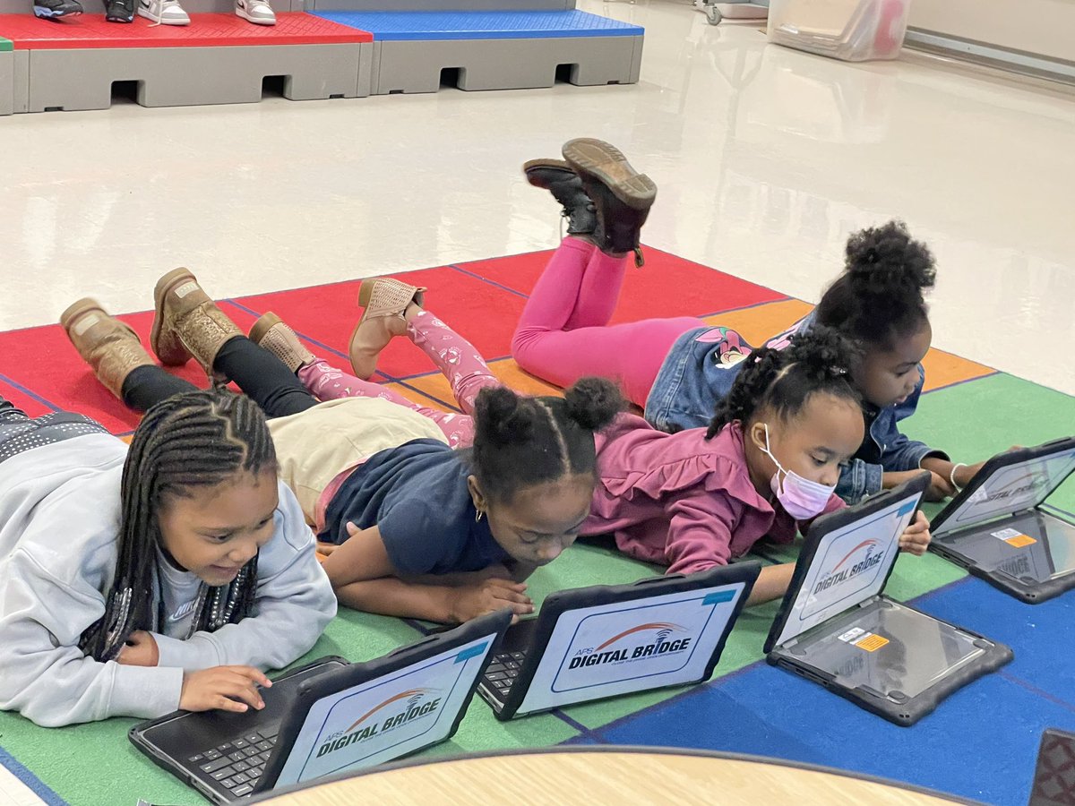 They cannot hide their joy. Studnet are excited about getting the answer correct on the Higher and Lower Quaver Game. <a href="/Quaver_Ed/">QuaverEd</a> <a href="/APSHollisCrew/">Hollis Innovation Academy</a> #becomingthenext