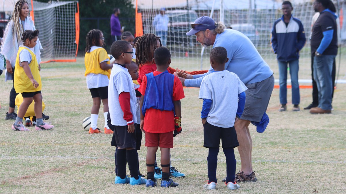 SoccerNorthstar's tweet photo. Our spring season is just around the corner, and we're still looking for coaches and volunteers! We have opportunities for both our club teams and intramural teams. This is an excellent opportunity to get involved in your community! Learn more at https://t.co/A8ayGaHWyD https://t.co/f2WD9batGw