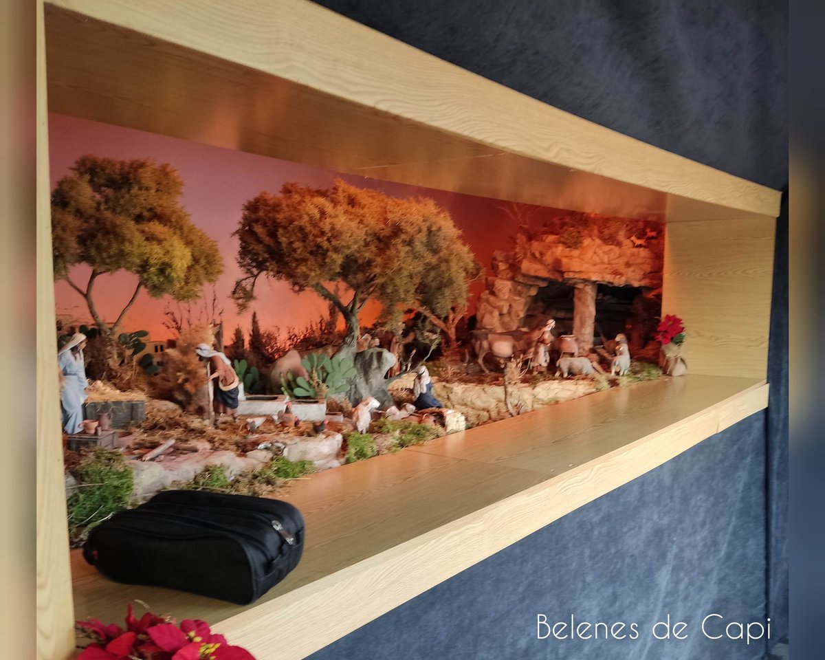 BelenesdeCapi's tweet photo. 💥Belenes de ©️🅰️🅿️ℹ️ 2022 💥
                  
📢📢  Belén montado estas Navidades  para @MairenaAljarafe 

☺️☺️Muy  muy muy contento el poder montar mi belén en mi pueblo ha sido una experiencia especial.
#belenesdecapi #SomosCultura #CaminandoHaciaElBelén
#mairenaennavidad https://t.co/0rR6bpdRo6