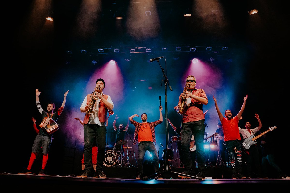 Per Sant Antoni, un pas de dimoni
Aquesta setmana festa de Sant Antoni. Música des de Mallorca
Concerts <a href="/tradicionarius/">Tradicionàrius</a> <a href="/TesaAltesa/">👑 TESA 👑</a> <a href="/JonatanPenalba/">Jonatan Penalba</a>
@miquelgil_ofic <a href="/noeliatitana/">Noelia Llorens 'Titana'</a> Marala <a href="/tanxugueiras/">T A N X U G U E I R A S</a>
 <a href="/latrocamba/">La Trocamba Matanusca</a> present en les festes de Sant Antoni
<a href="/RcfmMerida/">Radio Crónica Folk Musical</a> divendres 21h RCFM