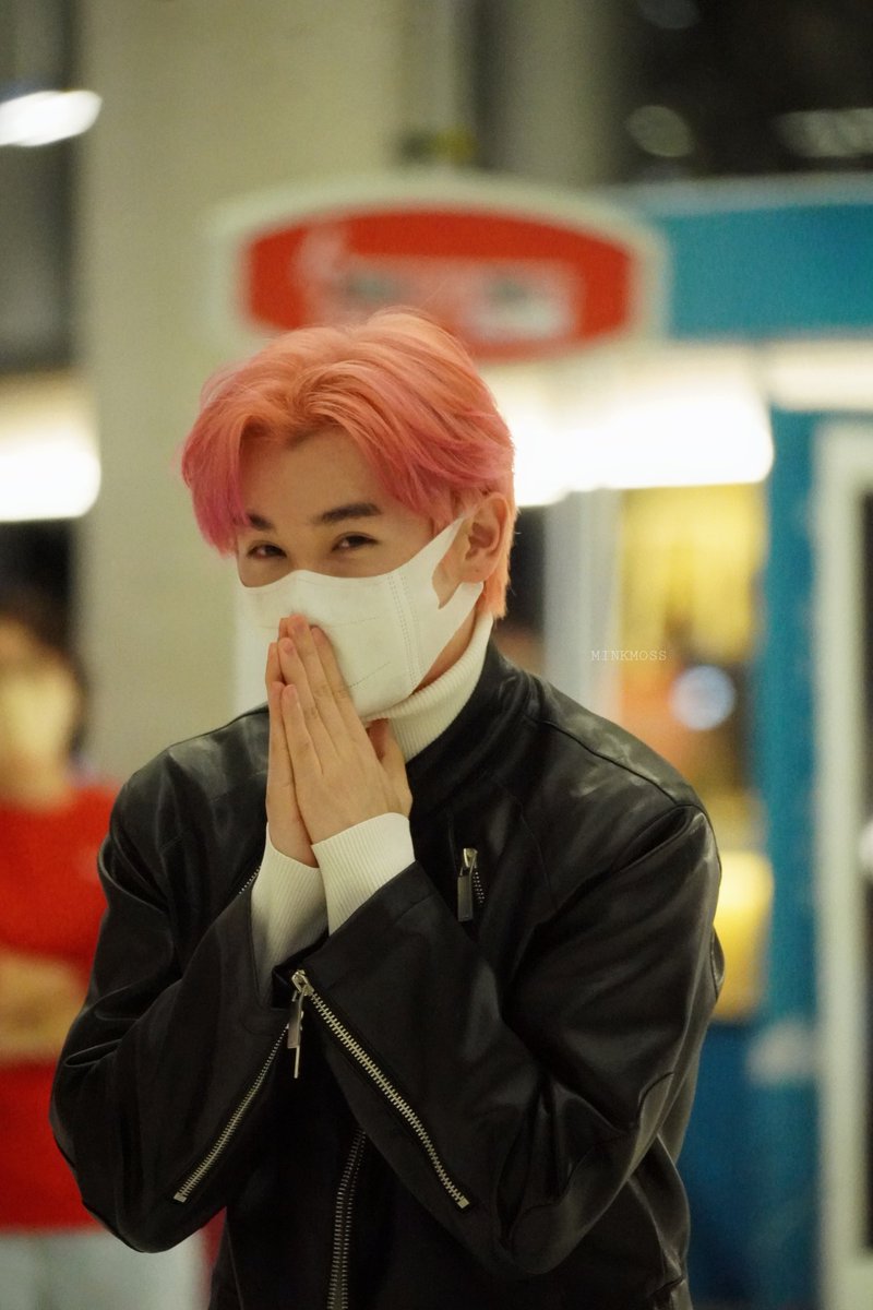 _MINKMOSS's tweet photo. สวัสดีจ้า 🥹🫶

WELCOME HOME NNINE
#KornchidbacktoThailand
#นายท่านกรชิต @naninenai99 https://t.co/Me4TrcEEXA