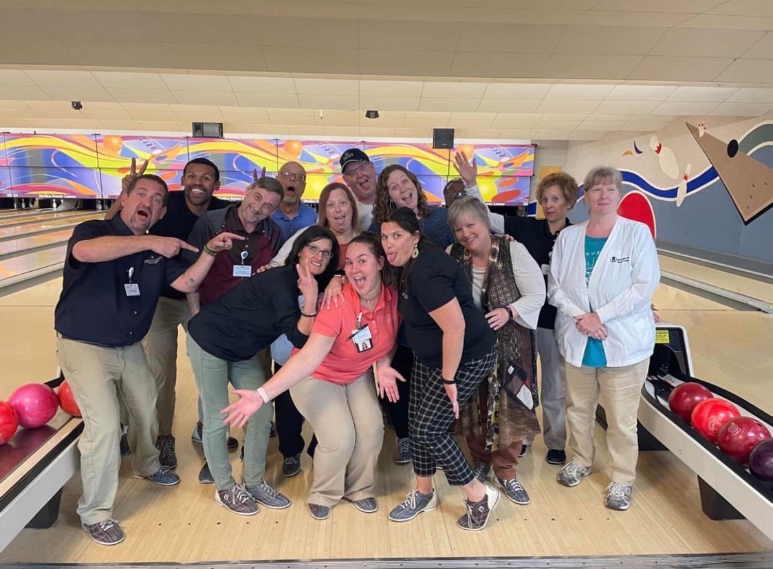 Are you looking to be a part of an amazing team?
Have you ever thought about working in long term care? We have multiple options available. 

We are looking for team members with servant hearts. Apply today!

trilogyjobs.com/search-results…

#TrilogyJobs #TrilogyHealthServices