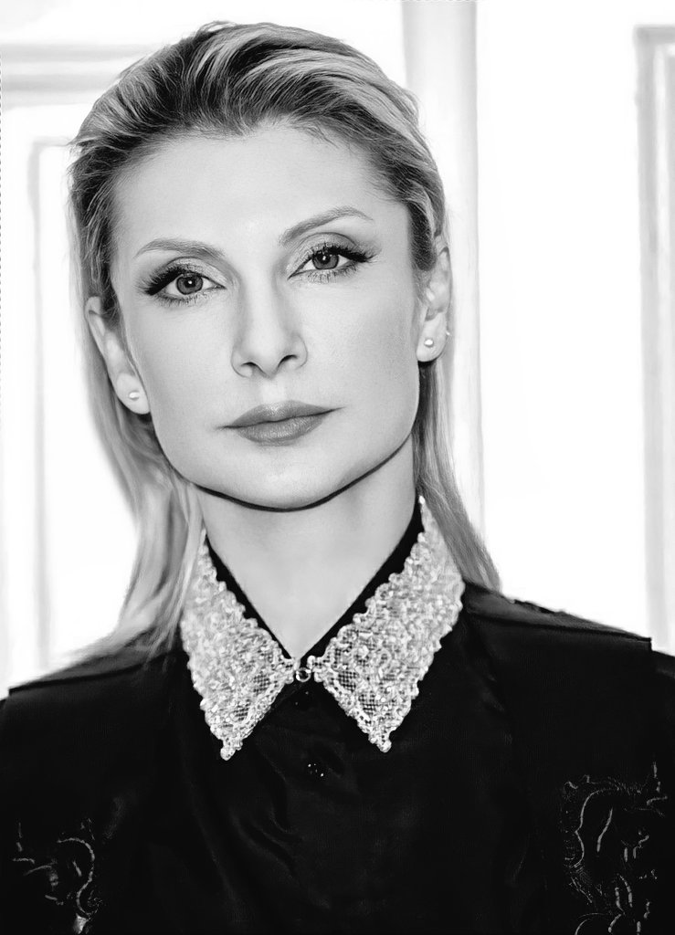 Faclubenajwa's tweet photo. Esta mujer tiene una belleza pura, cada dia mas hermosa_❤️🫣
@Najwa_Nimri https://t.co/SoFrr1GC78