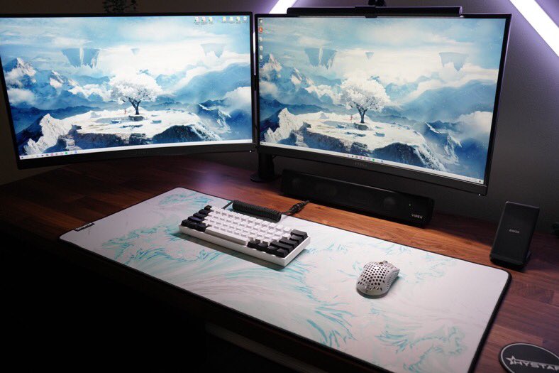 FitzyLeakz's tweet image. To celebrate reaching 250k I’ve teamed up with @Hystar_Shop to give one of these desk mats to one of you all🔥

• Like &amp;amp; RT this Post
• Follow @FitzyLeakz &amp;amp; @Hystar_Shop