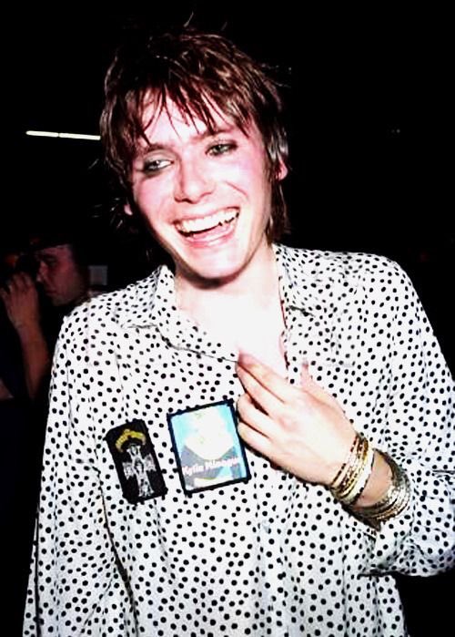 NICKY DAY EVERYONE HAPPY BIRTHDAY NICKY WIRE          