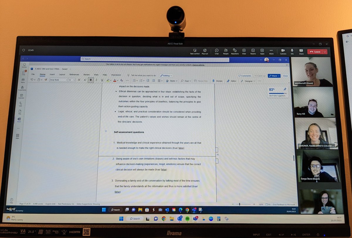 Sadie Diamond-Fox 💙 tweet media