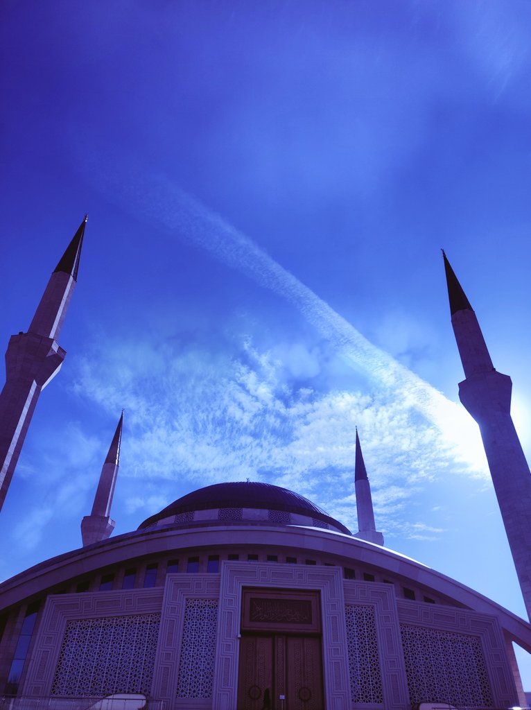 busxrr's tweet photo. dolu gözler https://t.co/w8lbwvkBz4