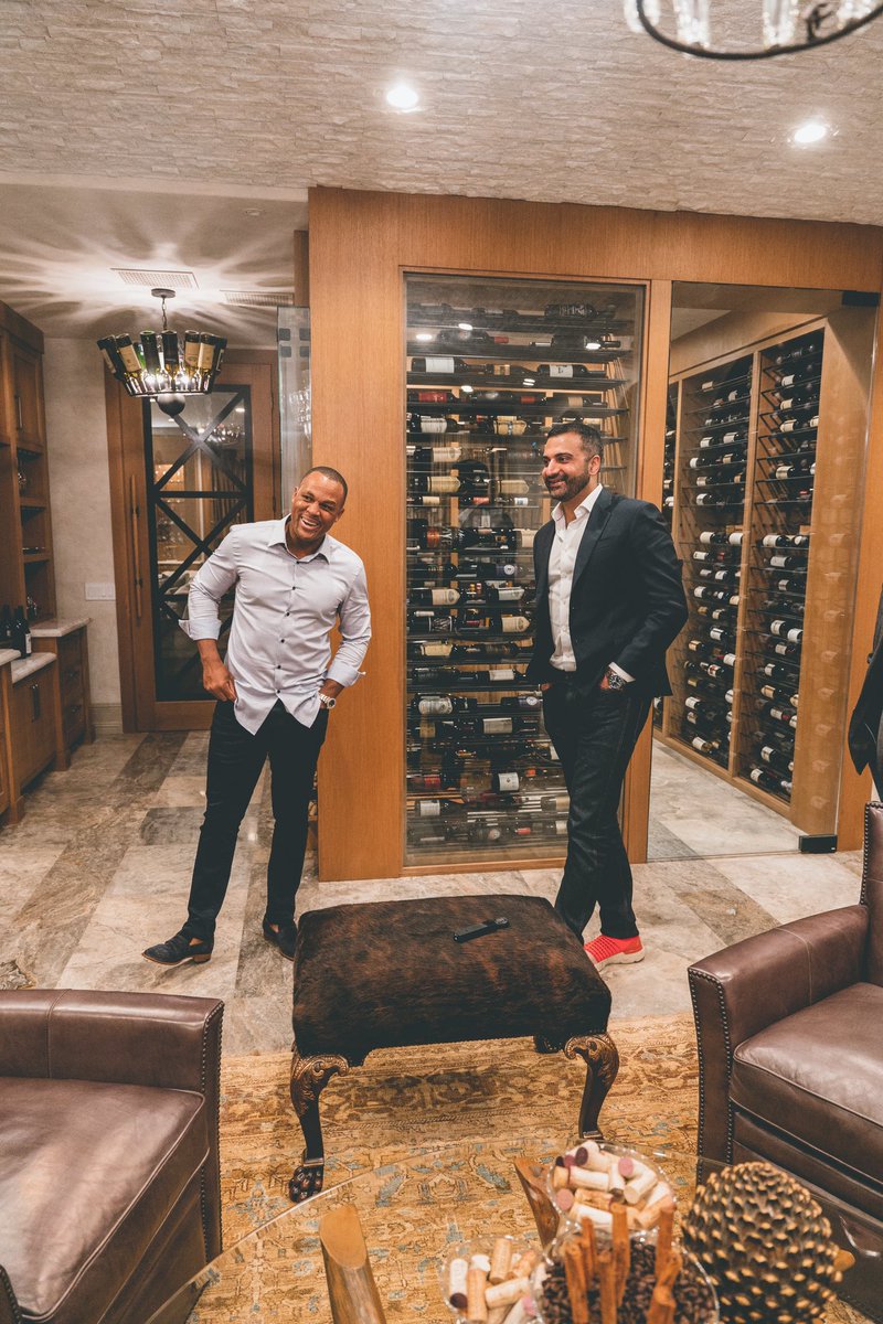 Kash_Shaikh's tweet photo. Great few days in LA, including some quality time with my brother, Adrian Beltre. Una leyenda. 🙏⚾️⛏️ @BaseballUtd 

#baseball #dubai #middleeast #india #pakistan https://t.co/EjSQ3KoYVe