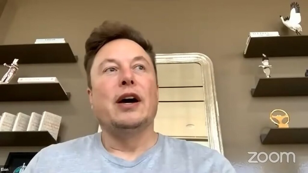 SM_Muzic's tweet photo. https://t.co/BST28Zape6 Genesis Global Capital is laying the groundwork for a bankruptcy filing as soon as this week, according to people with knowledge of the situation. It's the lending unit of Digital Currency Group. Bloomberg's Sonali Basak reports.

#twitter #tesla #bitcoi… https://t.co/p4uZTbE7Tg