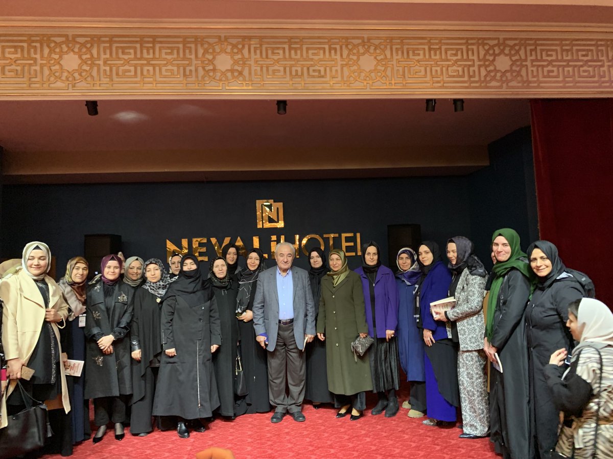 VehbiVakkasoglu's tweet photo. Dünyayı şefkat kurtaracak.#MutluYuva derneği, #Şanlıurfa’da merhamet bayrağını yükseltiyor.Var olsunlar. https://t.co/aOI11363B6