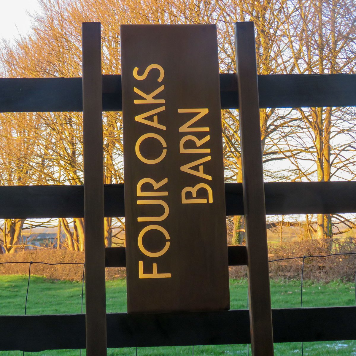 Another beautiful Cor-Ten steel backlit house sign ready ready to ship to a customer. I am sure they will be very happy with it! No missed deliveries at this house!  reesmetaldesigns.co.uk/signage/custom…

#cortensteel #housesigns #businesssignage #backlithousesign #weatheringsteel #rustymetal