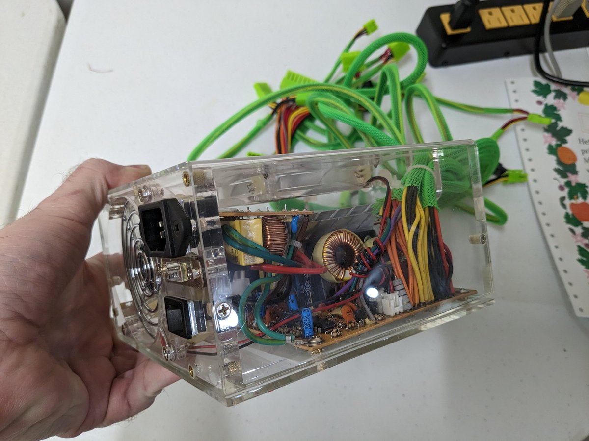 techknight2's tweet photo. So pretty. At least I can see when the caps start leaking and bulging https://t.co/tt3efCZvX6