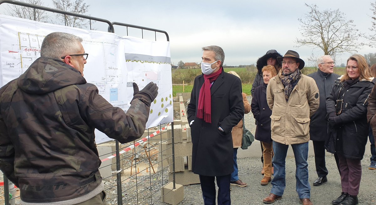 Prefet36's tweet photo. #première pierre #artisan

Le préfet a posé aujourd’hui avec le président C. Mériot la première pierre d’un bâtiment porté par la communauté de commune Brenne Val de Creuse, à Ciron, où s’installera la florissante entreprise AB Bâtisseurs. 

L’État finance 30 % des travaux. https://t.co/mrMk7rSQ72