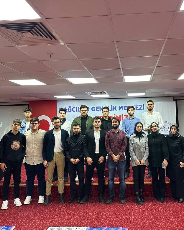 BBGencMeclis's tweet photo. İstanbul'u tanıdığını zanneden biz İstanbullular adına faydalı ve aydınlatıcı "Köşe Bucak İstanbul" sohbetini Gezi Rehberi ve İstanbul Tarihi Uzmanı Yasin Karabacak ile gerçekleştirdik. https://t.co/EMEBDSEuzM