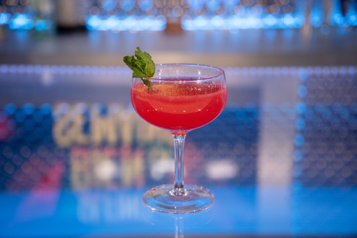 COCKTAIL 🍓 Voici la recette du « Le Donald Drill » que Maxime Boivin a créé pour Christine Morency et Pierre Hébert! 

🍾 bit.ly/3J3tDxp 

Retrouvez tous nos cocktails sur le site de Zeste!🥂✨