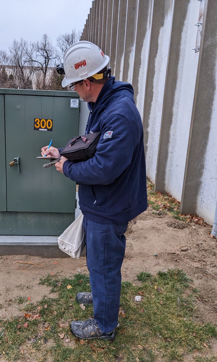 OPPDCares's tweet photo. Meters are an important piece of equipment used to monitor the energy use of homes &amp; businesses. We're grateful for the hard work of our meter technicians who install, maintain &amp; troubleshoot nearly 400,000 meters across our 13-county service area. https://t.co/9pyumElMaw