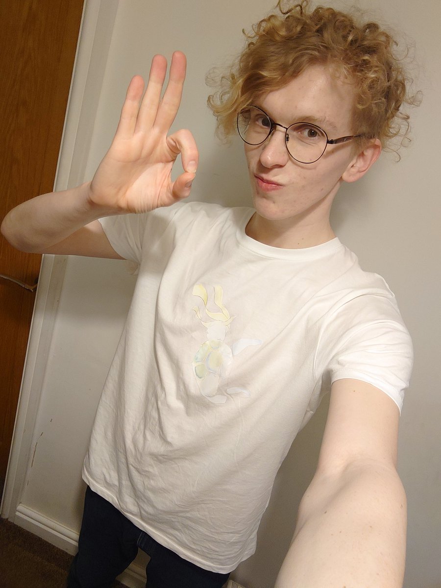 Put me in Vogue magazine 😌❤️ This top I received as part of the <a href="/OneMinuteBriefs/">One Minute Briefs ⏱️</a> x <a href="/CDUKonline/">CDUK</a> brief is THE COMFIEST top I've ever owned, and the design is AMAZING 😍

I recommend you take a look at CDUK's range for sure, all part of a great cause to help the homeless too! 🥰🙌