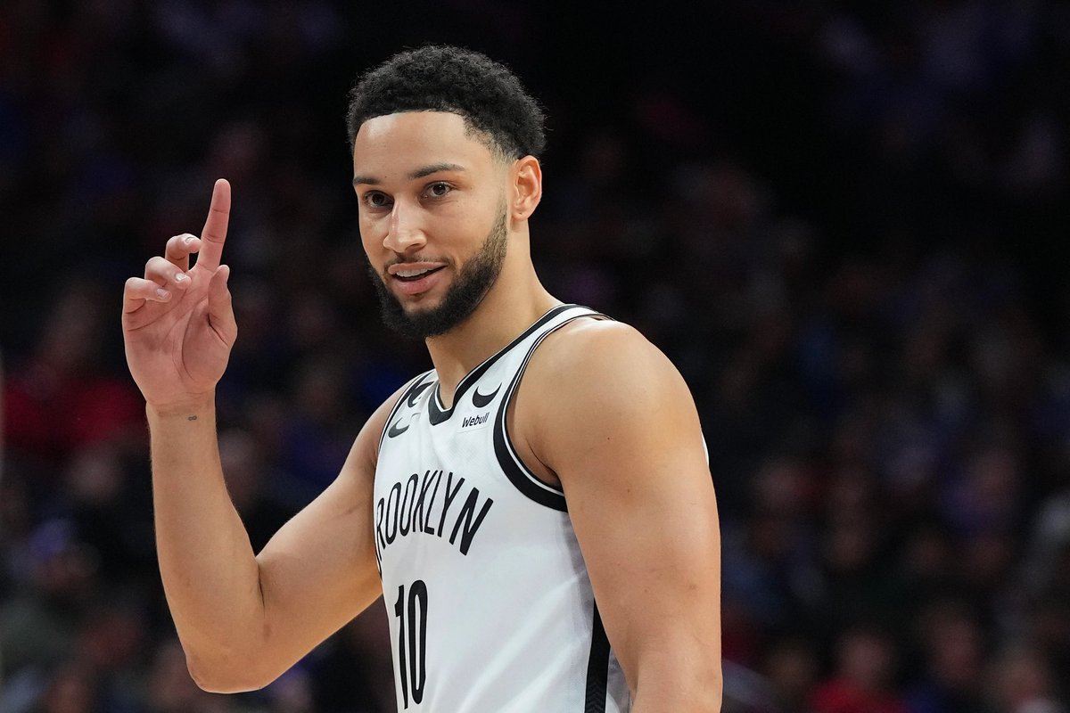 LegionHoops's tweet photo. Ben Simmons this season:

Made shots - 113
Fouls - 119

(h/t DepressedBenStan/Reddit) https://t.co/iZ9C3kPvSN