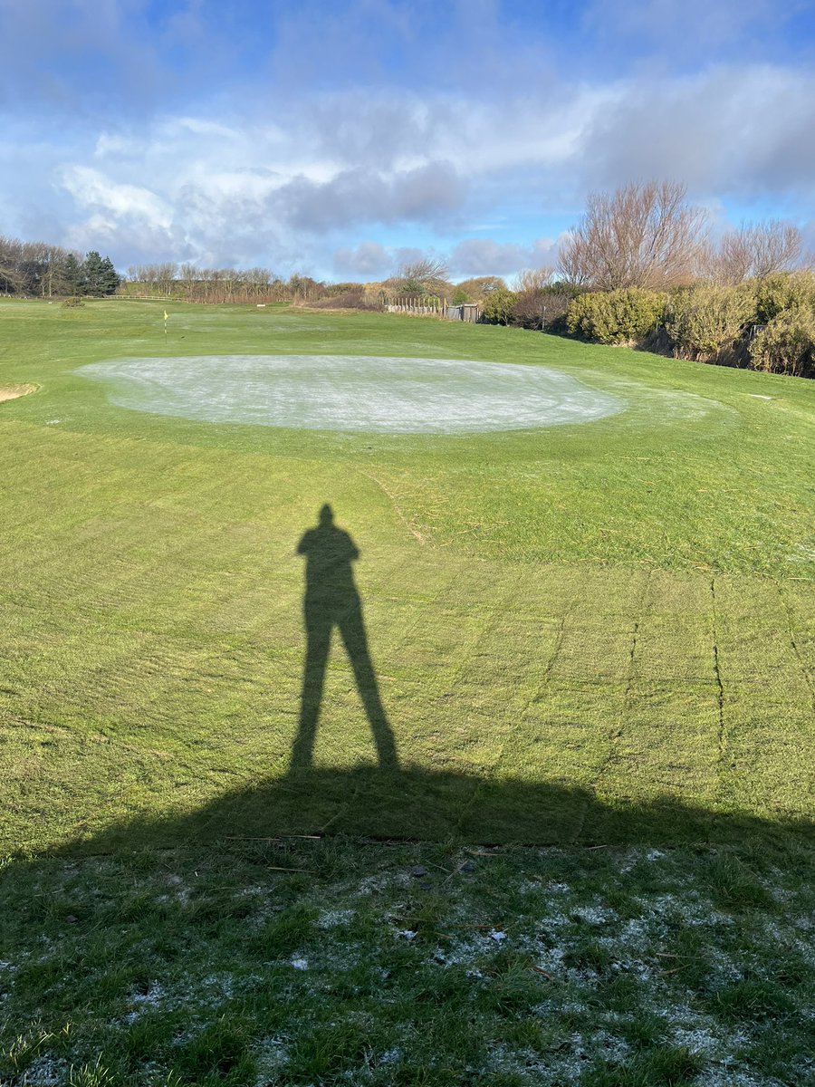 Course drying out well. Managed to get a full course cut. Greens also been sarrel rolled. Got down a lot of new turf on areas where drainage took place. And also on the back of the 8th green where there is a high level of foot traffic.