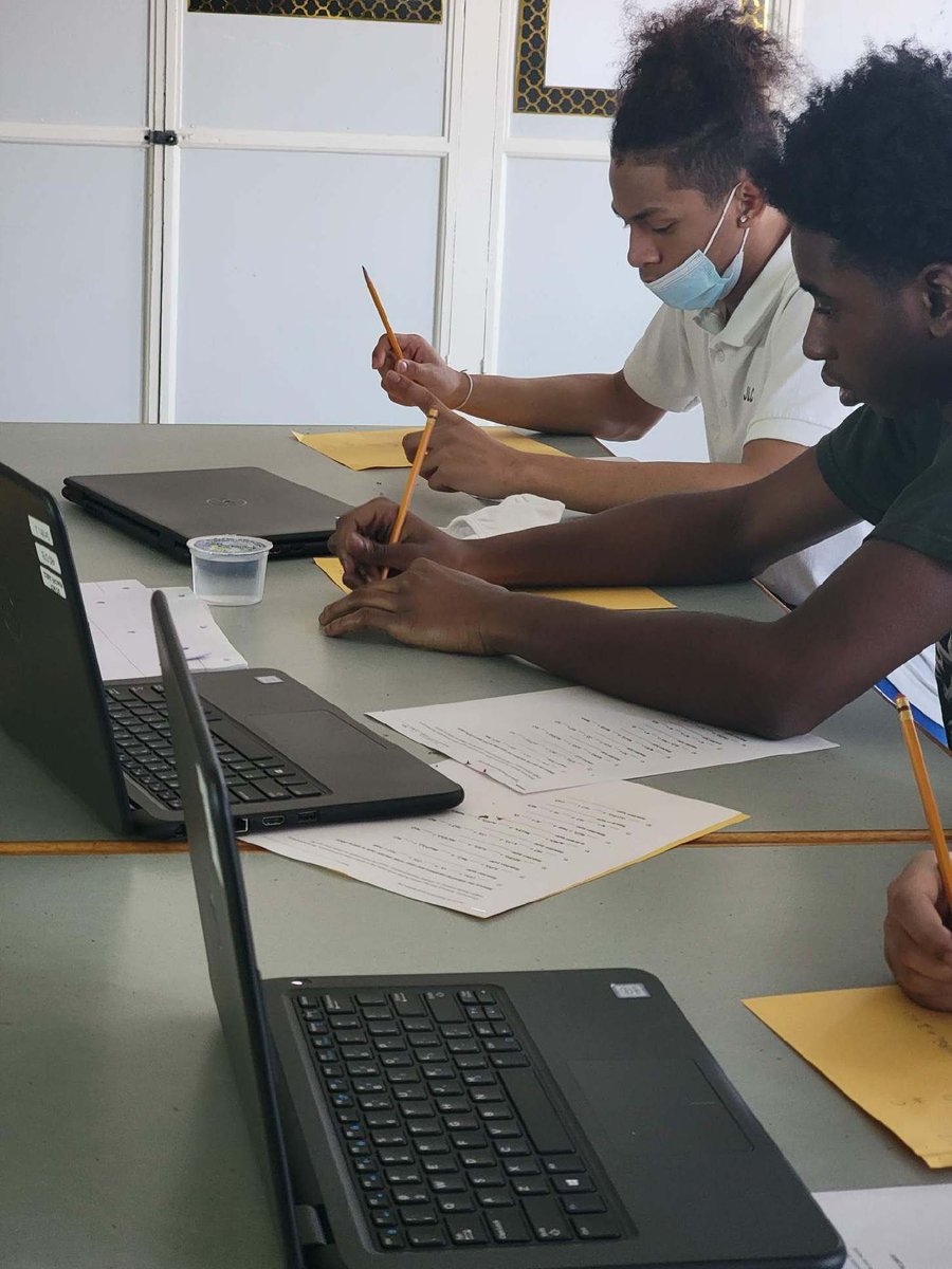 JLC_MNPS's tweet photo. Today in chemistry, Ss were working as a collective to balance chemical equations and gain a code as part of an “Escape the Classroom” challenge. https://t.co/YY6uAGeUKX