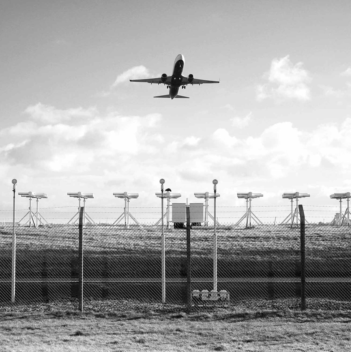 GridProjectUK's tweet photo. Excited about this one! The 'path' is in the Sheldon Country Park. And it follows the BHX flight path. Nice idea Teresa Dolan. See what she said here: https://t.co/NaUML5hnBK

#Birmingham #photography #documentary #gridproject #urbanhappiness @trevorbmbagency https://t.co/16sNsKnGMa