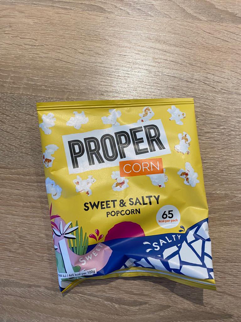 Barbs_amy's tweet photo. @PROPERCORN is this your new healthy eating product or has the corn popped off? #freshair #wheresthecorn 🌽🌽🌽 https://t.co/UFV3M8MGtv