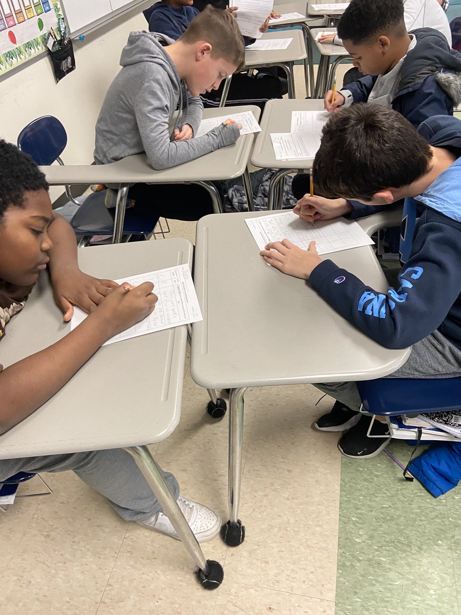 Mrs. Cavallaro tweet media