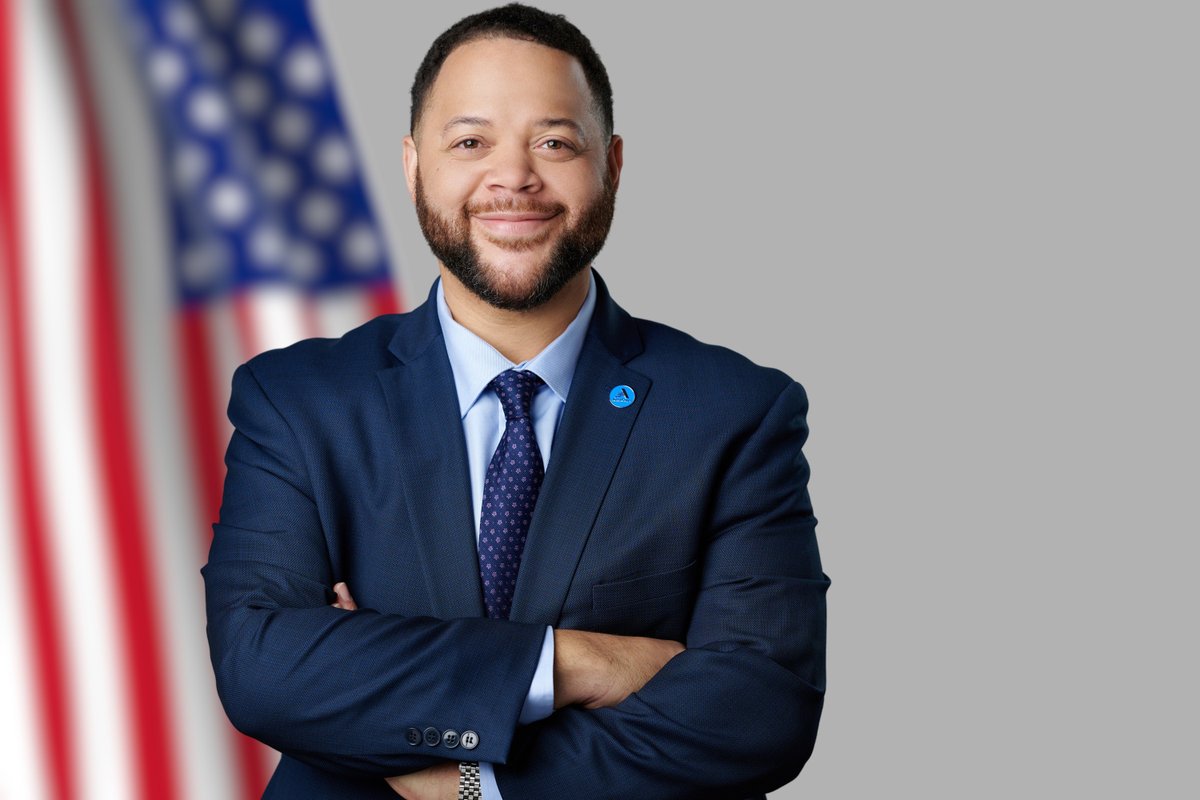 FundThePeople's tweet image. "It takes people to run projects. We provide grants for MLK Day of Service and 9/11 Day of Service. Any nonprofit can apply. Look to AmeriCorps.gov for deadlines." - Michael Smith, @AmeriCorpsCEO on @FundThePeople Podcast. fundthepeople.org/mlk #FundThePeople