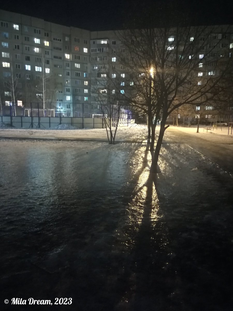 MilaDreamQueen's tweet photo. ☄️❄️🧊#ICE-6🧊❄️☄️
It was #Epiphany here
18-19 January,
And now
#Absoluteice
A #Total #Slip
MAKING A #CHRONOCLASM,
But
There's no ice like this #Today's ice.
#Givemeskates
#MilaDream
#МилаДрим https://t.co/hHY4xkhkwF