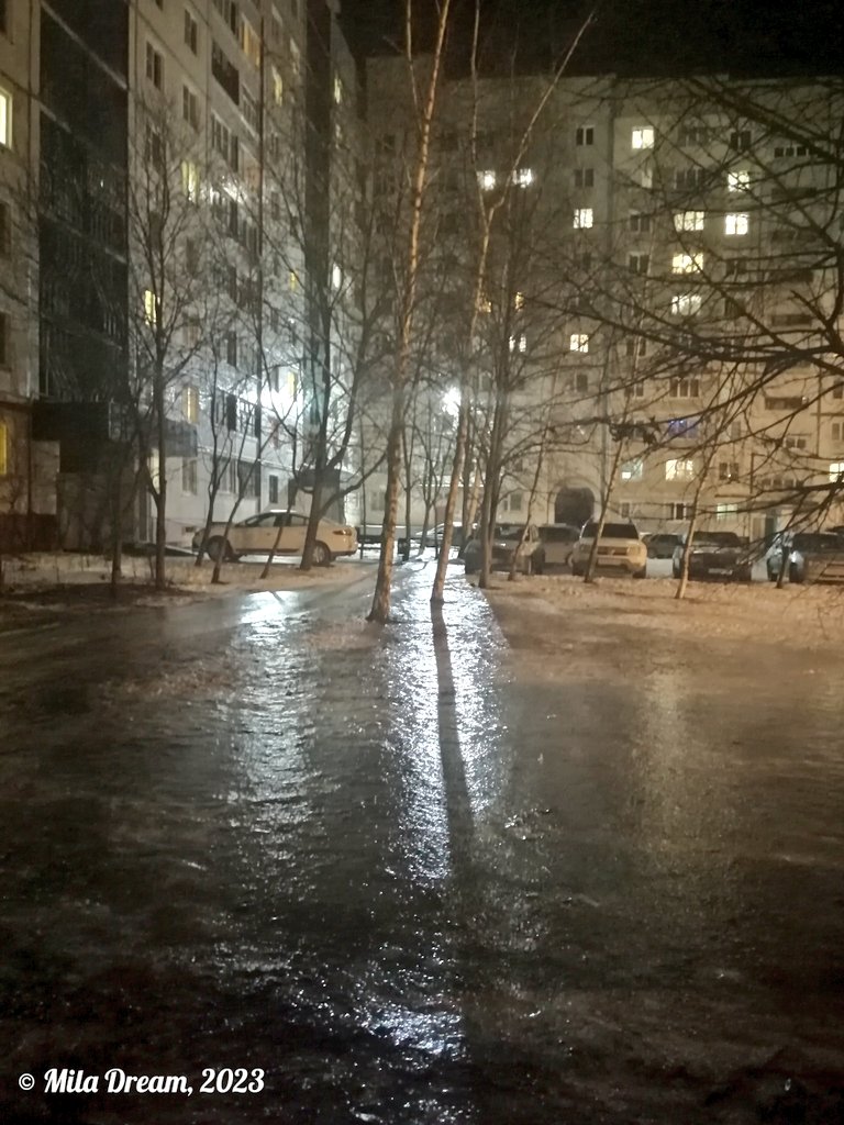 MilaDreamQueen's tweet photo. ☄️❄️🧊#ICE-6🧊❄️☄️
It was #Epiphany here
18-19 January,
And now
#Absoluteice
A #Total #Slip
MAKING A #CHRONOCLASM,
But
There's no ice like this #Today's ice.
#Givemeskates
#MilaDream
#МилаДрим https://t.co/hHY4xkhkwF