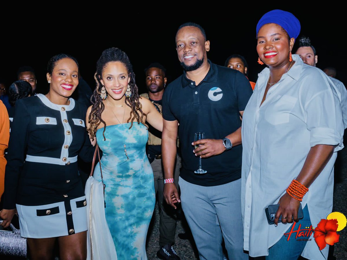 MTourismeHaiti's tweet image. Cap-Haitien donne le coup d’envoi de #PapJazz 2023.
@MTourismeHaiti par l’entremise de la Ministre, Mme Luz Kurta Cassandra François a participé, le Jeudi 19 Janvier 2023, à la cérémonie de lancement de la 16ème édition du festival Papjazz qui se déroule jusqu’au 22 Janvier 2023.