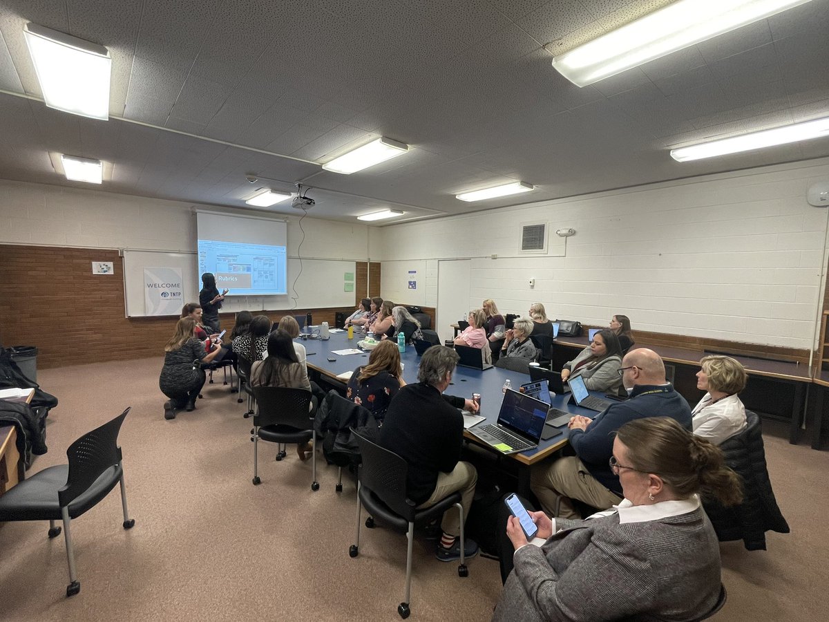 Who is making #utahpcbl happen?  These guys. <a href="/TNTP/">TNTP</a> <a href="/erinannashley/">Erin Ashley</a> and Cohort-D!