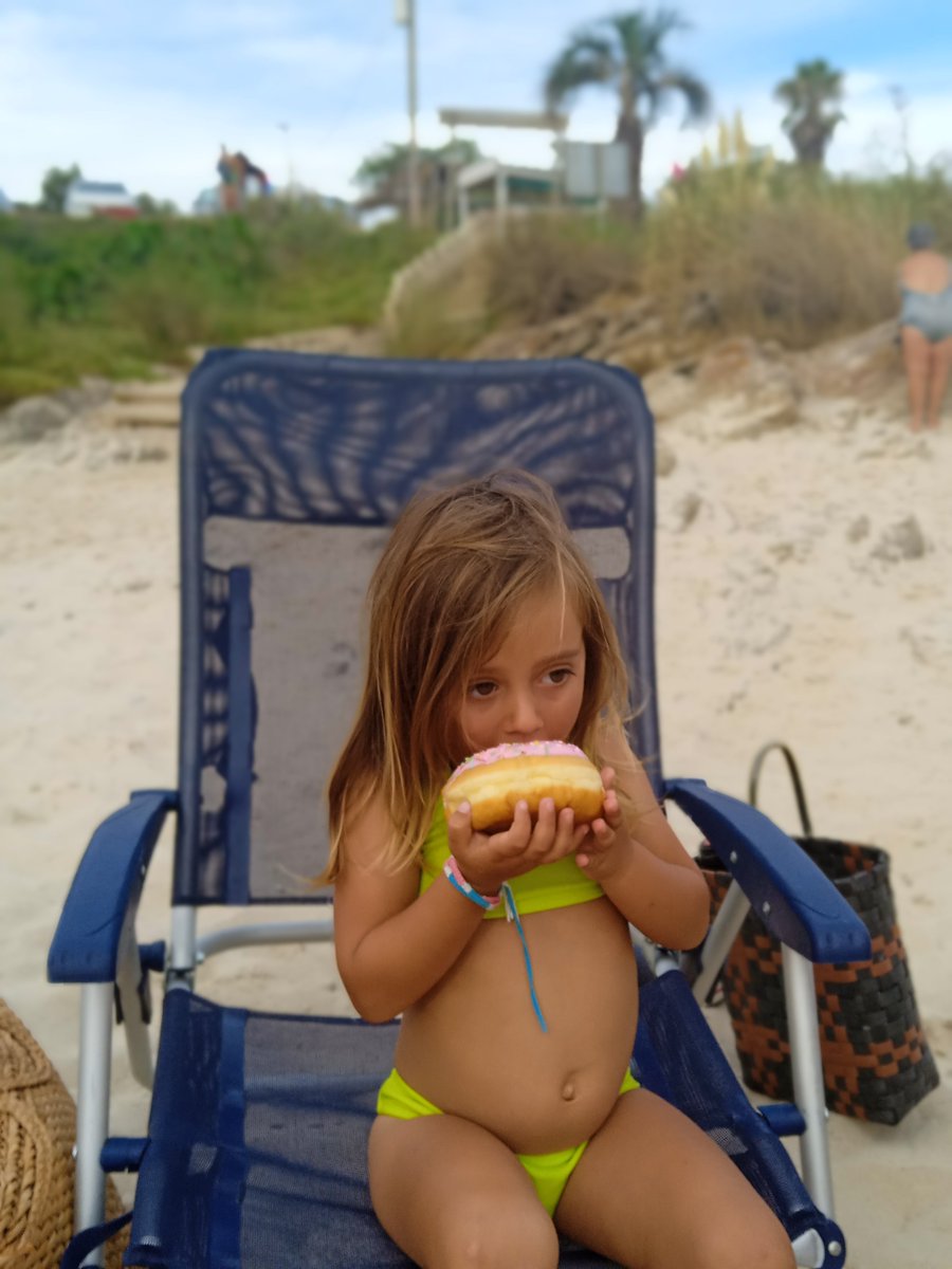 LucasLian17's tweet photo. Mi hermanita si que disfruta el verano 🥰 https://t.co/e4856J9FNs