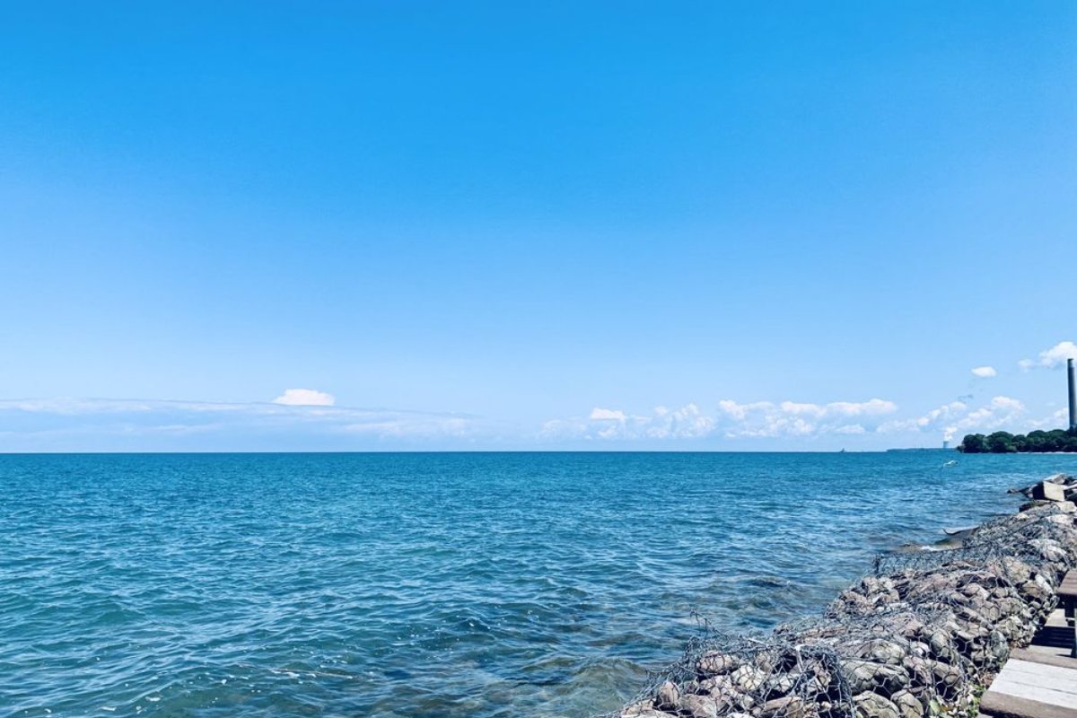 RudysDriveInNY's tweet photo. Anyone else missing the warm summer days out on the lake? #RudysDriveIn #Rudys #OswegoEats #EatLocal https://t.co/XjtA2RTZP7