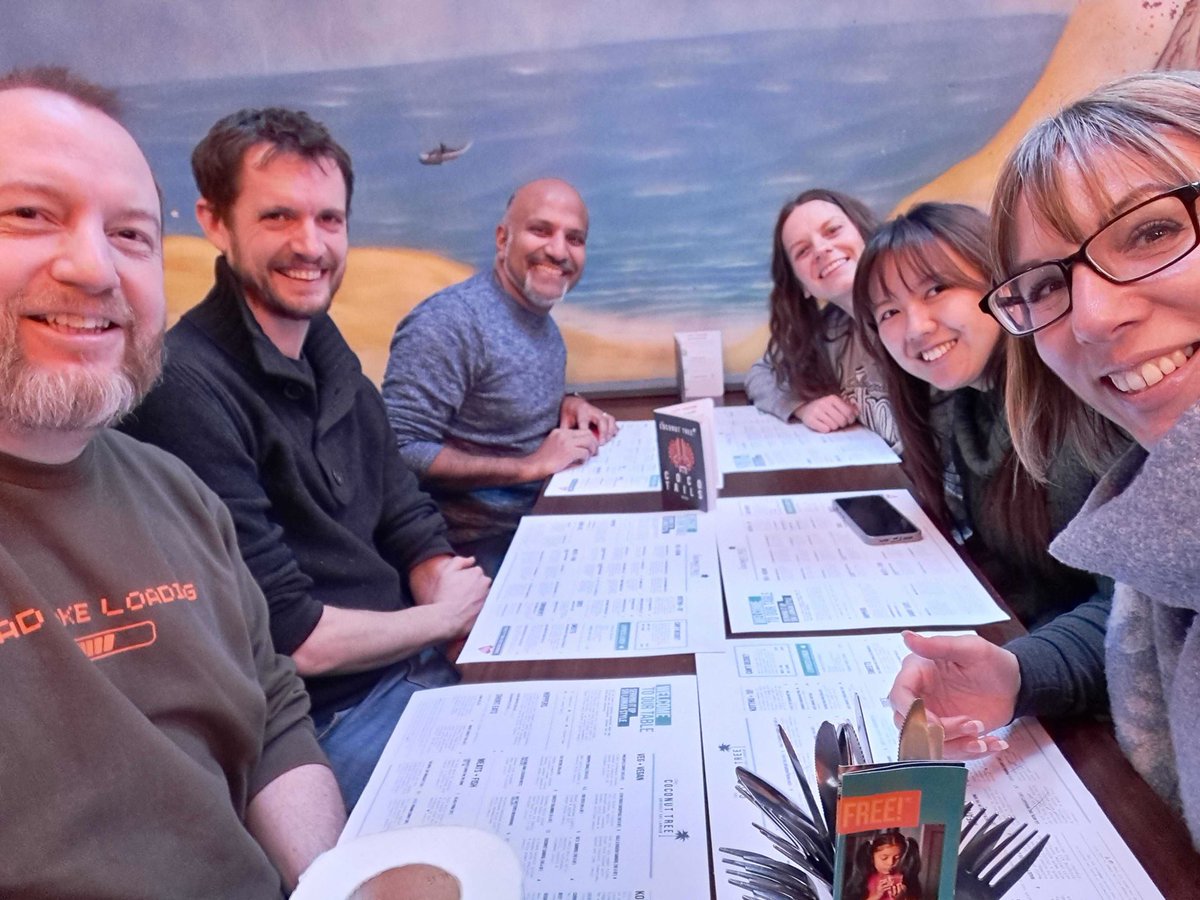 Great to catch up with some of my <a href="/Biztory/">Biztory</a> Fam! 
<a href="/donnacoles30/">Donna Coles</a> 
<a href="/SParsonsDataViz/">Sam Parsons</a> 
<a href="/NewtonsVisuals/">James Newton</a> 
<a href="/BiztoryAshleigh/">Ashleigh Trinh</a>