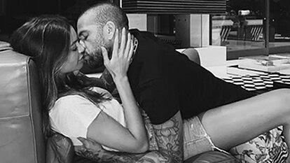 DaleyLeftFoot's tweet image. You can't tell me dani Alves forcibly went for some club rat when he has this at home and worships the ground she walks on 🙄🙄 there's not a single ounce of his personality that would even reflect that. Nope