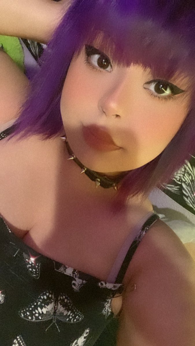 GhastlyCoochie's tweet image. hottie in game vs irl goblin
😫👏🏼

#FFXIVSelfie #FFXIV #loool #ffxivselfie