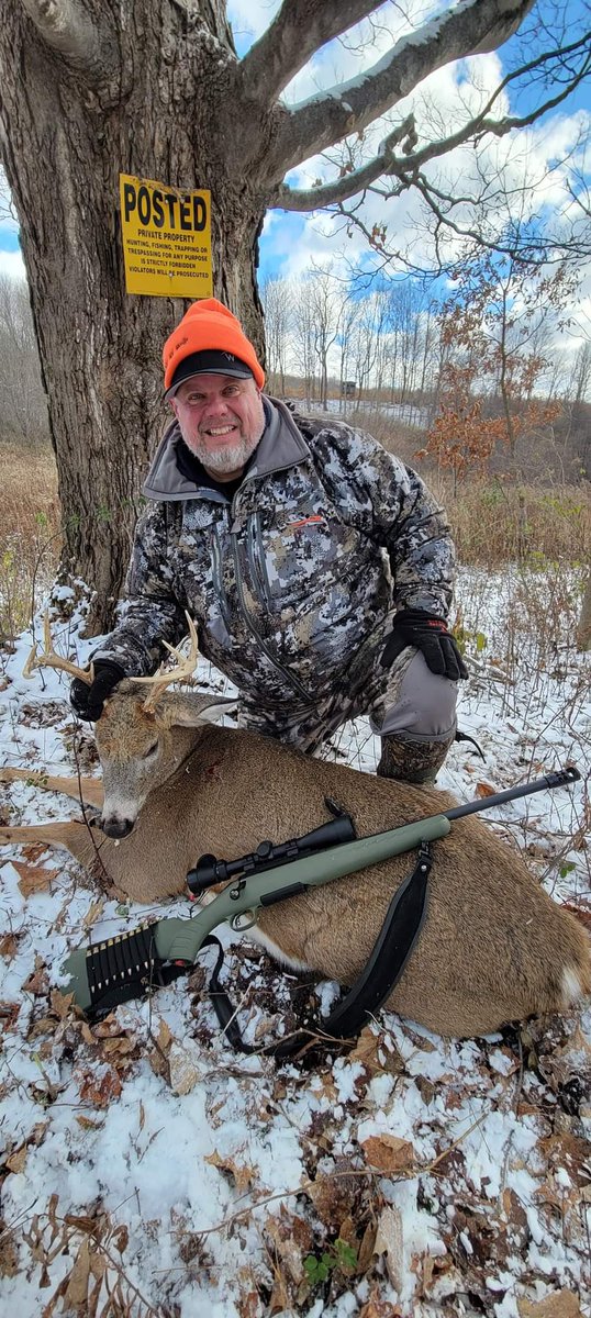 New staffer @frank642 put down this nice New York buck back in rifle season!

#whitetail #buck #hunting #rifle #riflehunting #gun #gunseason #paboyz #paboyzoutdoors #whatgetsyououtdoors
