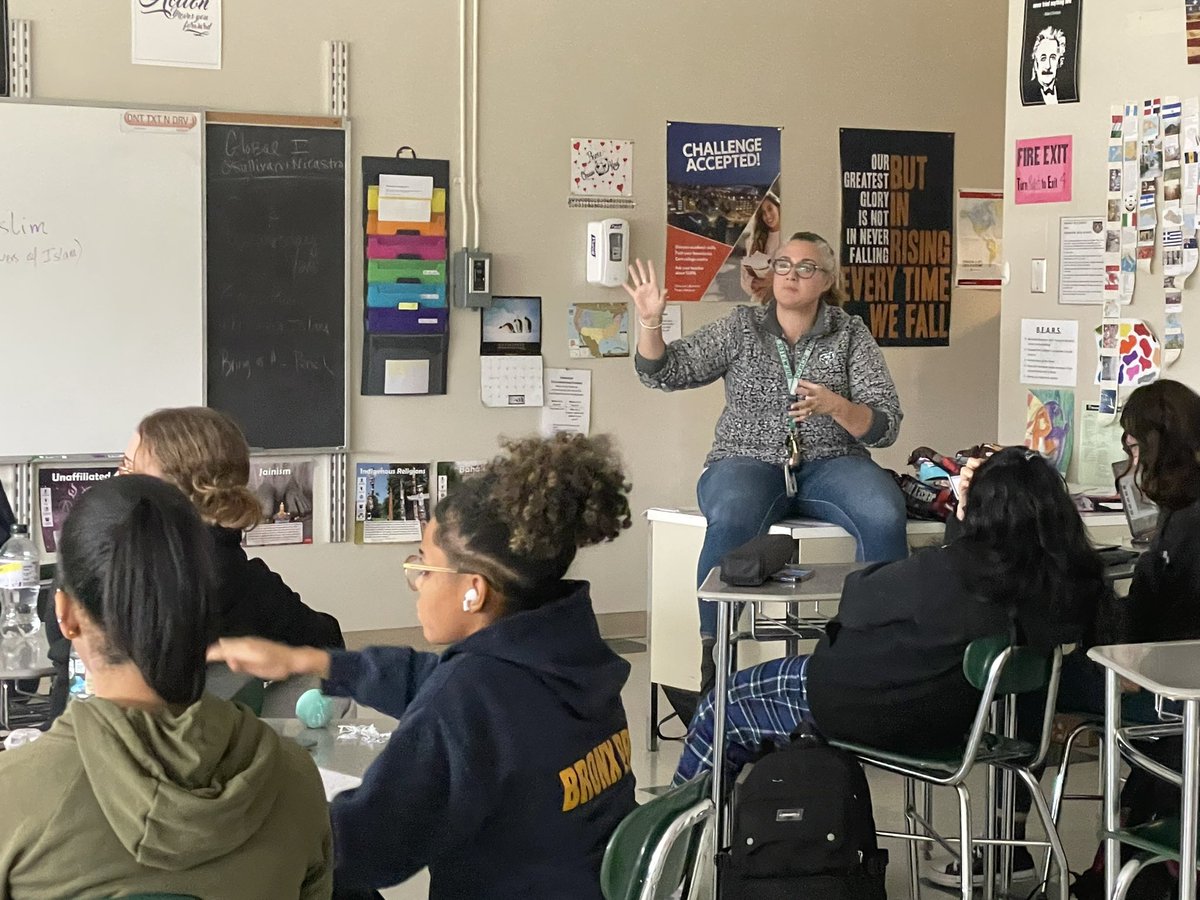 bhs_nosullivan's tweet photo. Thank you, Ms. Love, for coming to talk to our SUPA Child Development students about Social Work and the final topics of our course: health, well-being and resilience!@brewsterschools @BCSD_BHSPrin https://t.co/cTO7EyoHID