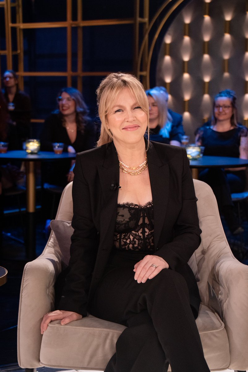 ✨LOOKS DU SOIR✨

Jean-Michel Anctil 👔 M/2 Boutiques
Julie Bélange 👗 Holt Renfrew