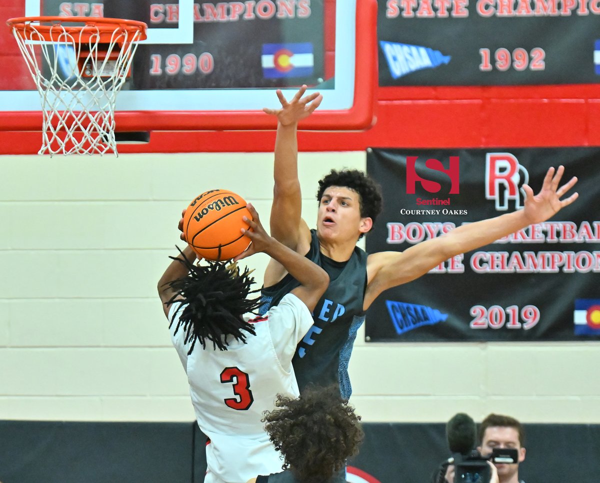 aurorasports's tweet photo. Boys Basketball: With 10 wins already to its credit, Vista PEAK continues to build its Herd mentality as it gears up for potentially big postseason run - https://t.co/F4xUAQV92T @vistapeakbball @VPPrepAthletics @Bball_CO @SentinelColo #copreps #sentinelpreps #aurora https://t.co/0wpFv2bvli