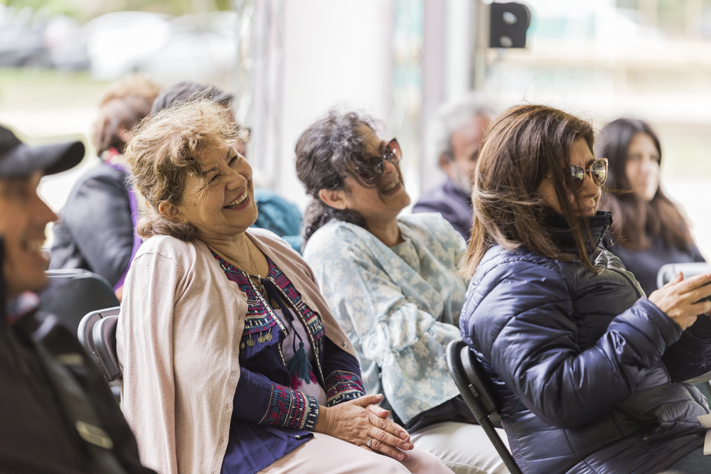 FilBiobio1's tweet photo. 🧵(1/8) - Jueves 19 | #FILB2023 📚Interesante exposición:  'Diálogo y lectura de microficción' junto a Luz Marina Vergara, Lorena Díaz, Juan Arévalo y Jorge Osorio (La micro en marcha). Presenta @CatedraRojas  Financia: @gorebiobio https://t.co/TmrCeC2AMD