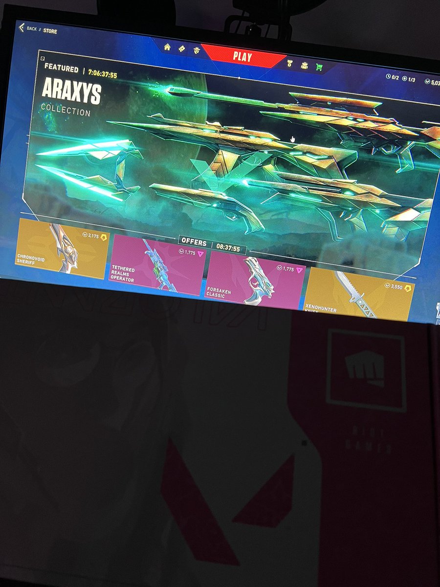 AliJardak's tweet photo. One of the main reasons that makes me love the game more and more everyday.
Best knife skin IMO and a Happy new year gift from Riot Games. #valorantpartner #riotgames https://t.co/m1x3s0qcve