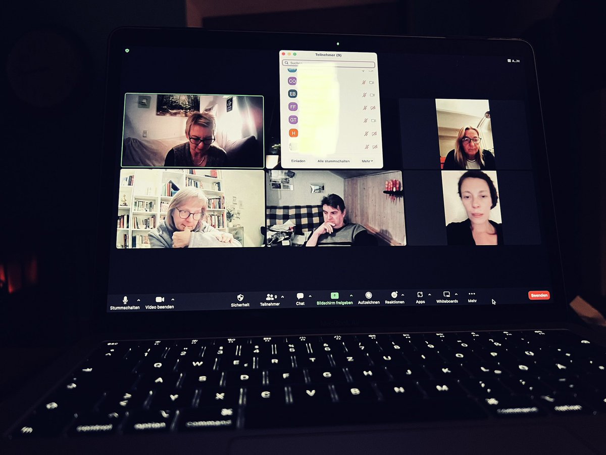 AutismusRO's tweet photo. Heute Abend wieder ein super spannendes Team-Fallmanagement. Vielen Dank für euren Input.
Gemeinsam auf Augenhöhe!
Angehörige / AutistInnen / Fachkräfte
#TeamAugenhöhe #Fallmanagement #casemanagement #Autismus #AutismusRosenheim #Ehrenamt https://t.co/S2WLA8zwPV