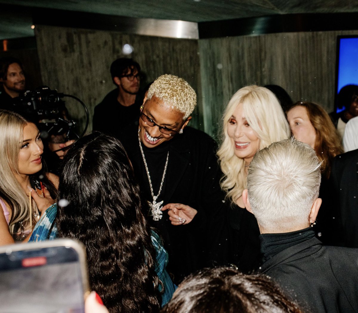 cher's tweet photo. π«
#MACHyperReal
#MACPartner https://t.co/4uE1A9KwrH