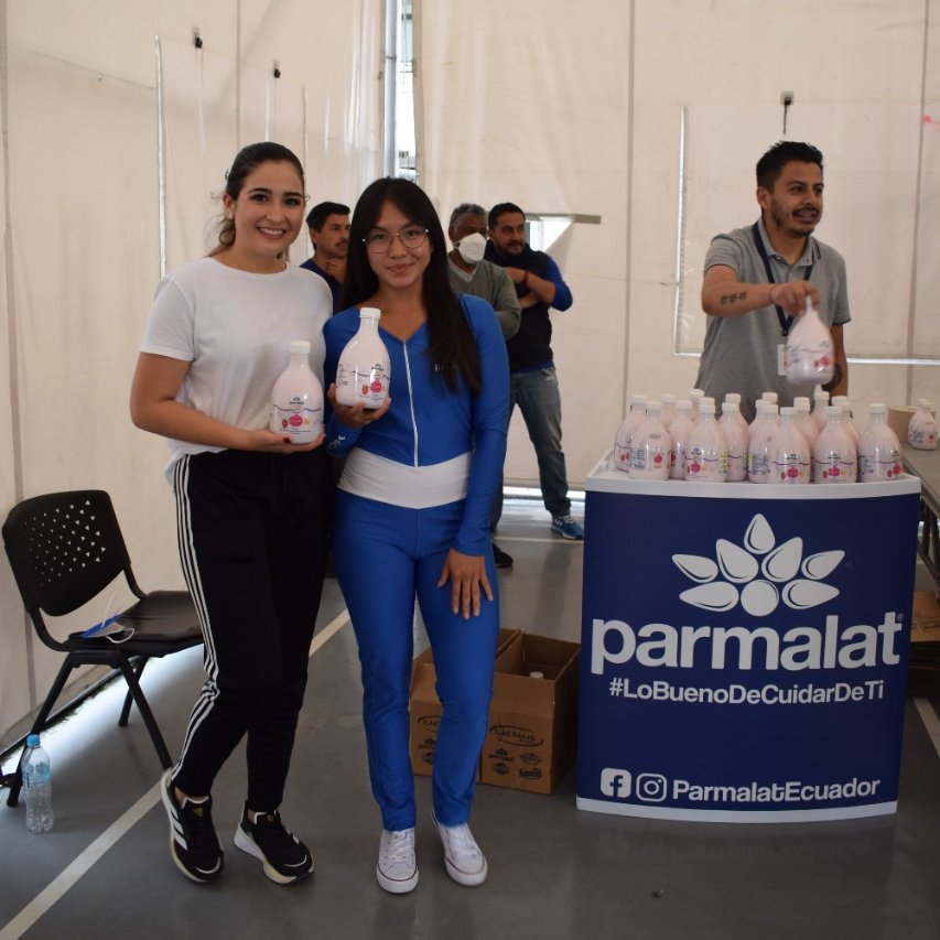 cordilleratec's tweet photo. Además, tuvimos la visita de @Parmalat quienes entregaron a nuestro personal un delicioso yogurt. ¡Gracias chicos! #beneficios #colaboradores #saludfísica #deporte #institutos #bienestar #quito #parmalat #zymil #actividadfísica #salud #saludybienestar #EFR https://t.co/9CgVk1rvj5