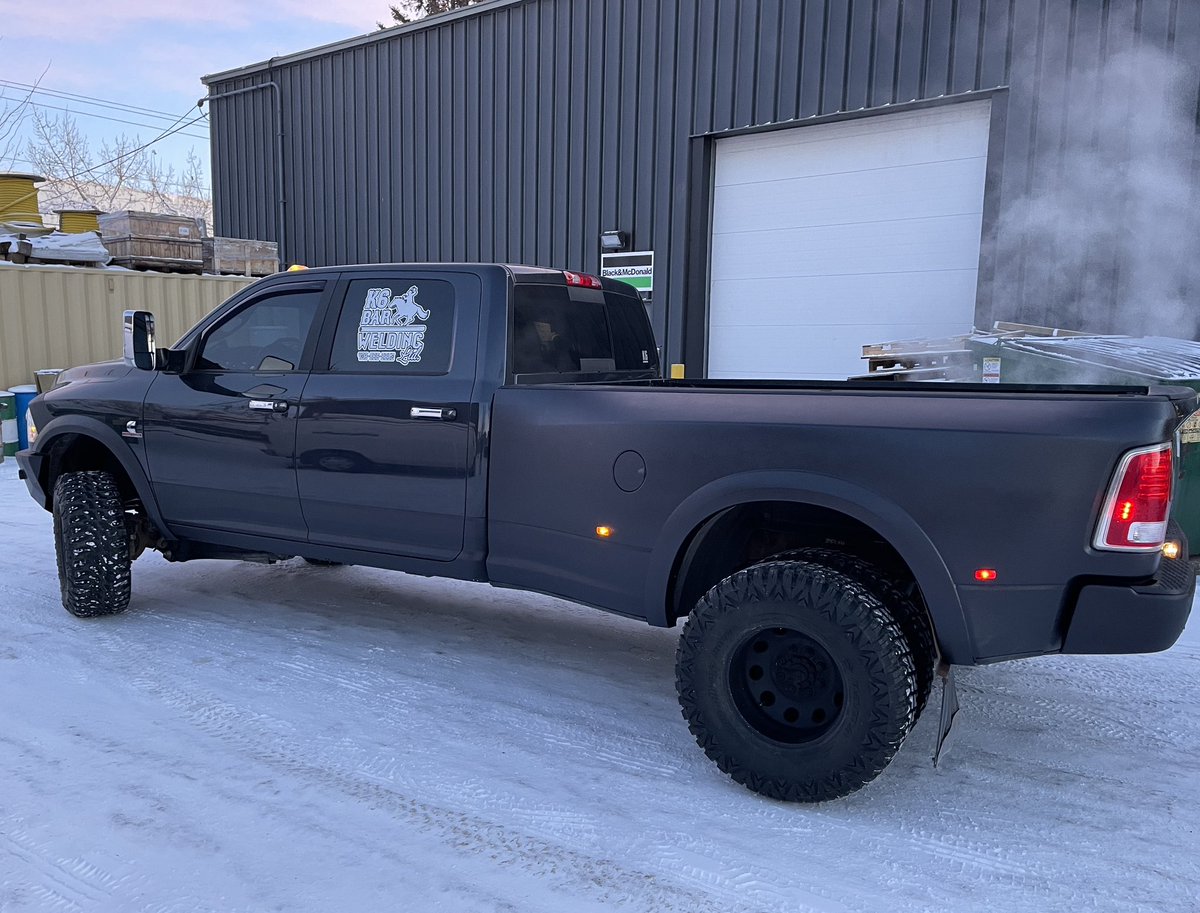calgary_x's tweet image. 💥This is one TOUGH TRUCK💥
We can BEEF Up your truck too!
📞North 403-291-3030
📞South 403-243-3779

💡Call Today💡

•
#linexit #calgarytrucks #ford #dodge #ram #jeep #chev #gmc #toyota #tacoma #bumper #bedliner #sprayin #strong #tough #protection #toughtrucks #calgary #yyc