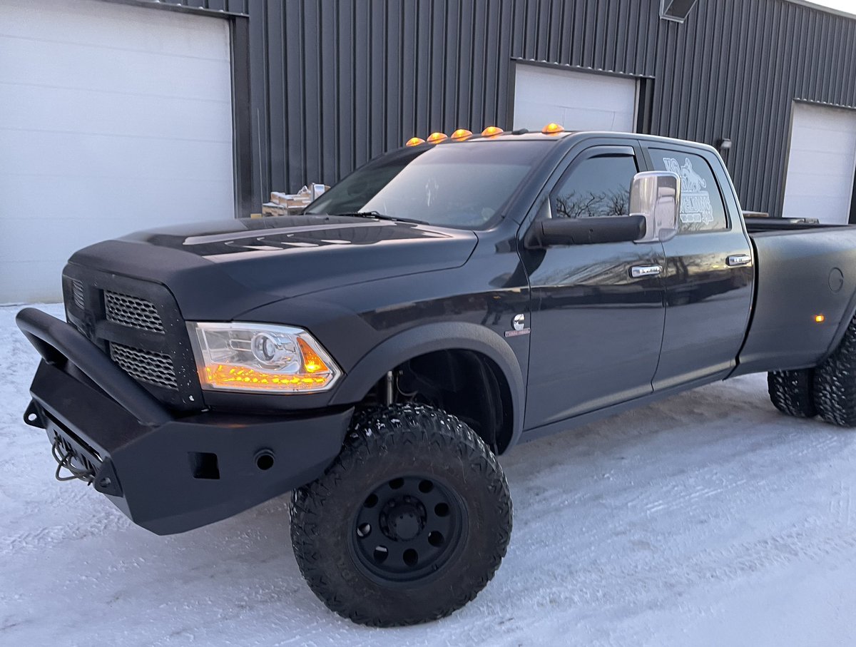 calgary_x's tweet image. 💥This is one TOUGH TRUCK💥
We can BEEF Up your truck too!
📞North 403-291-3030
📞South 403-243-3779

💡Call Today💡

•
#linexit #calgarytrucks #ford #dodge #ram #jeep #chev #gmc #toyota #tacoma #bumper #bedliner #sprayin #strong #tough #protection #toughtrucks #calgary #yyc