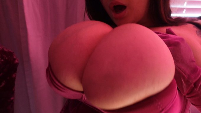 realcock dildo blowjob test with jones 💗 7:22 full-length video 3 gifs, 16 stills  available now on my